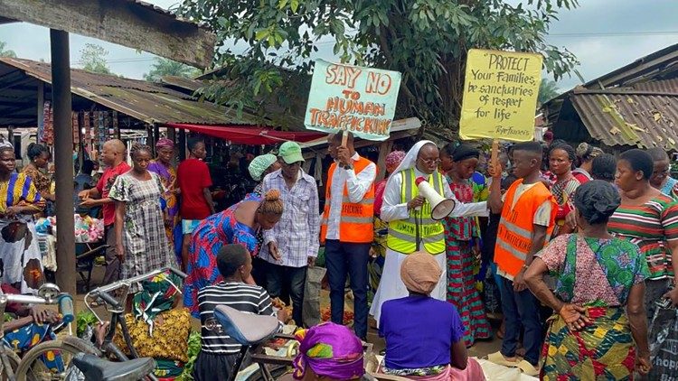 Sơ Anthonia Essien và nhóm chống nạn buôn người ở miền Nam Nigeria
