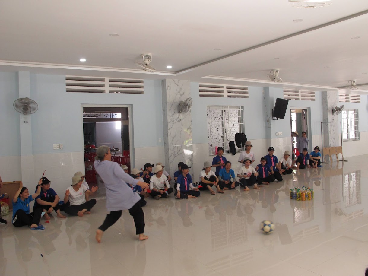 VUI SINH HOẠT TÊRÊSA 2021. Ảnh: Dòng MTG Nha Trang