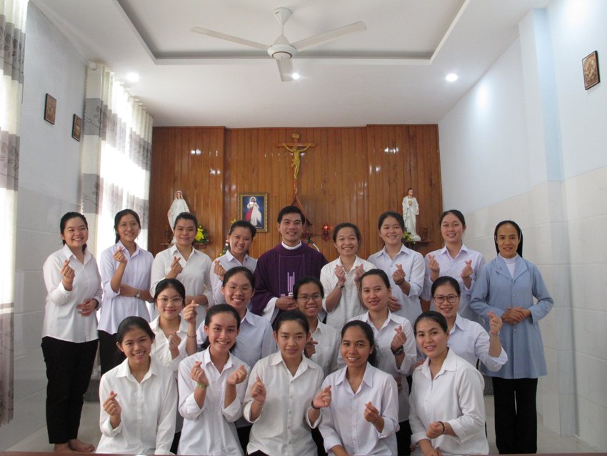TĨNH TÂM CHÚA NHẬT II MÙA VỌNG NĂM B
